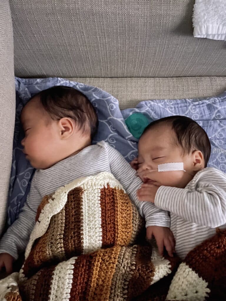 complications of twin pregnancy