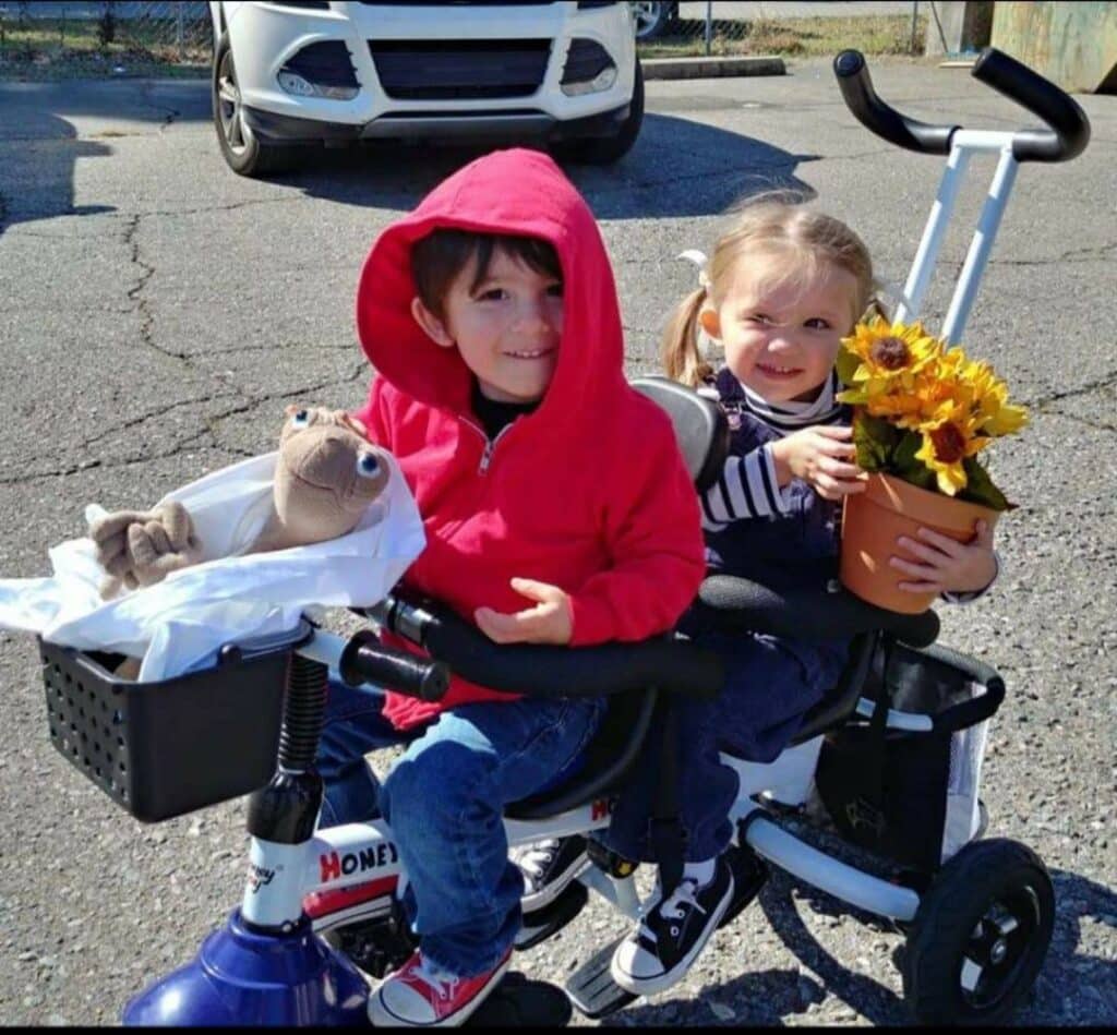 Elliot and Gerty from E.T. costume for twins