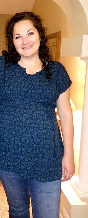 pregnant woman weird pregnancy symptoms