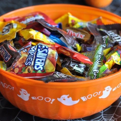 Twin Girl Halloween Costumes: Cute, Creative, and Epic